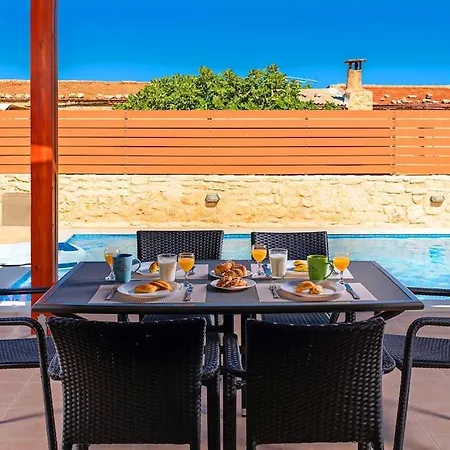 Villa Two Side By Side With 2 Privates Pools Roupai