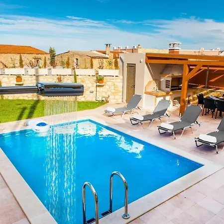 Two Side By Side With 2 Privates Pools Villa *